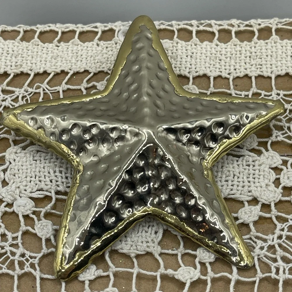 Gold and Silver Star Brooch‎